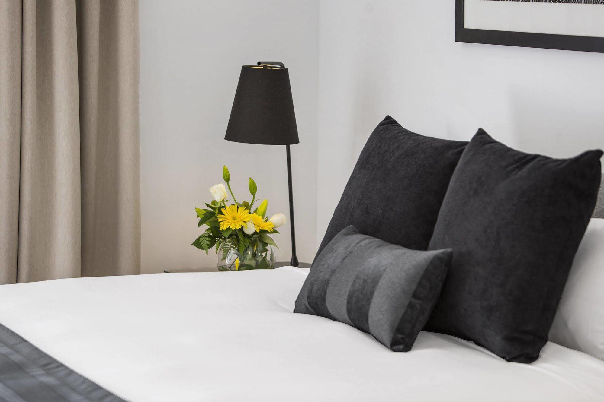 Oaks Mackay Carlyle Suites Buitenkant foto